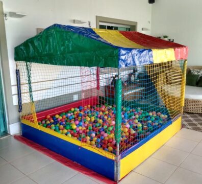 piscina de bolinha